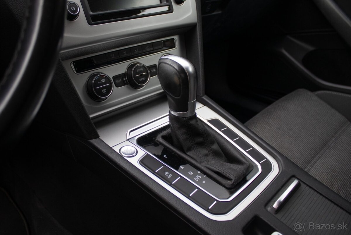 Volkswagen Passat Variant 1.6TDI DSG - 19