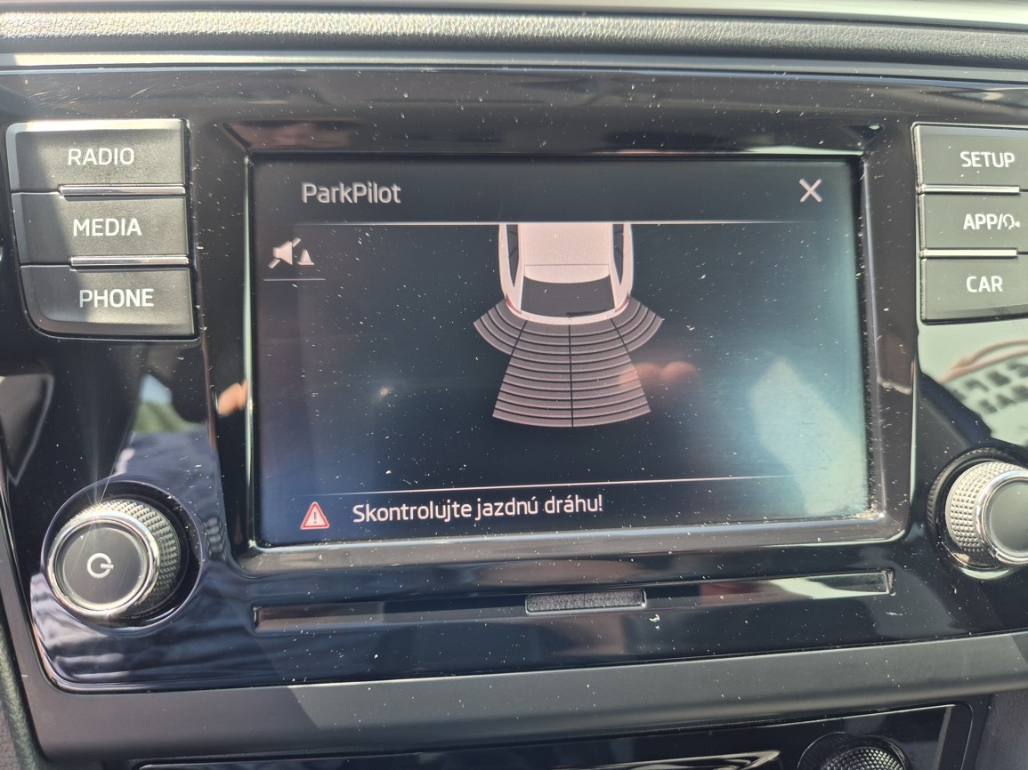 Škoda Rapid SB 1.0 TSi Ambition 70 kW - 19