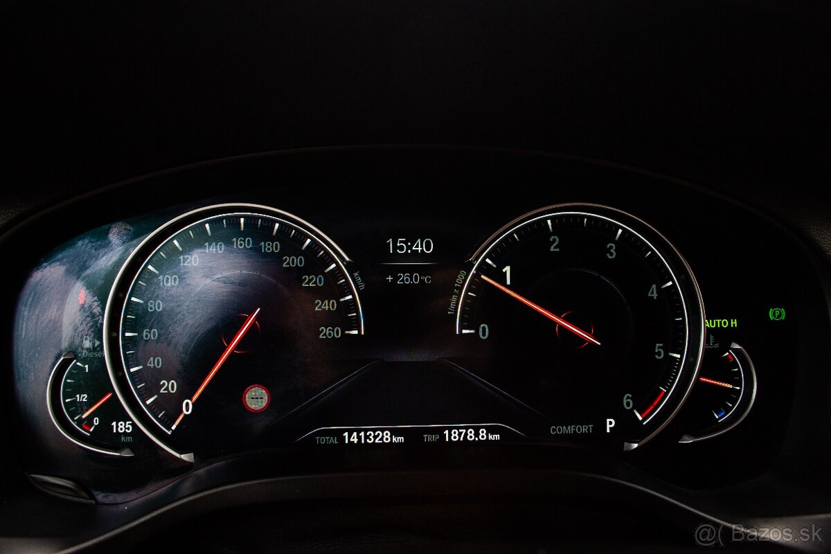 BMW X3 xDrive20d M-Packet A/T - 19