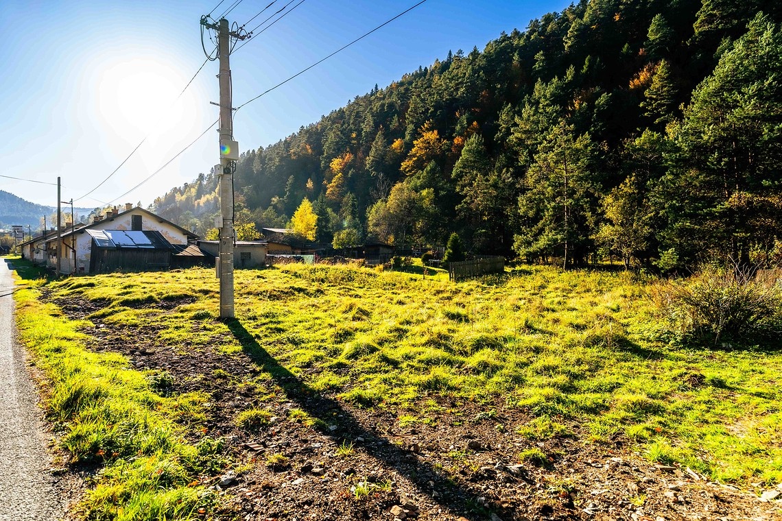 SMOLNÍCKA HUTA -menší dom s garážou a voľným pozemkom - 19