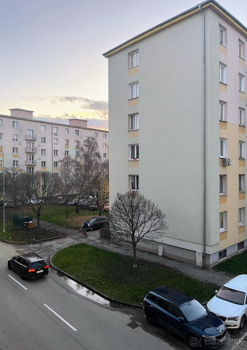 2izbový byt Košice-Sever - komplet rekonštrukcia - 19