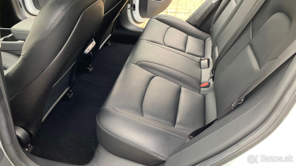 Tesla Model 3 SR+ 225kW 93tis km 09/2019 - 19