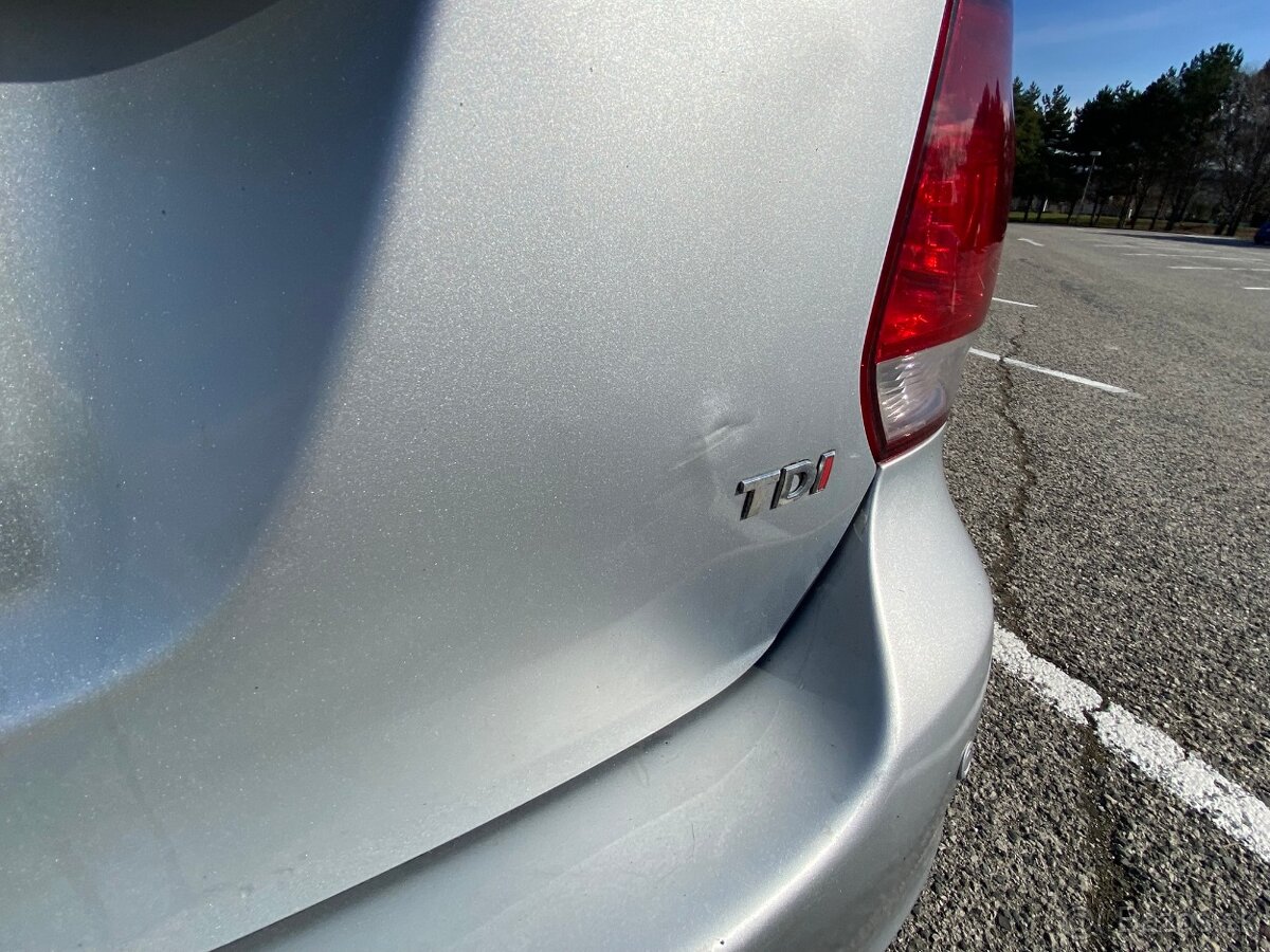 VW GOLF VARIANT 1.6 COMBI DIESEL 77KW - 19