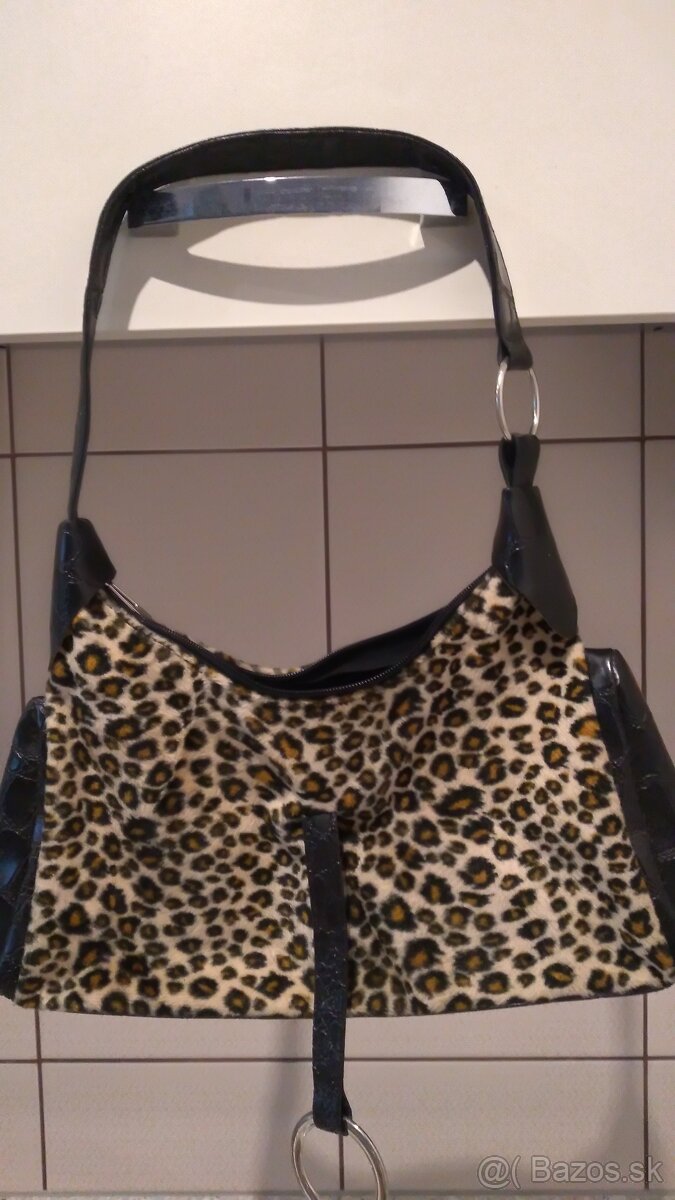 Predám deky,RETRO oblečenie,kabelky,obrusy,návliečky na vank - 19