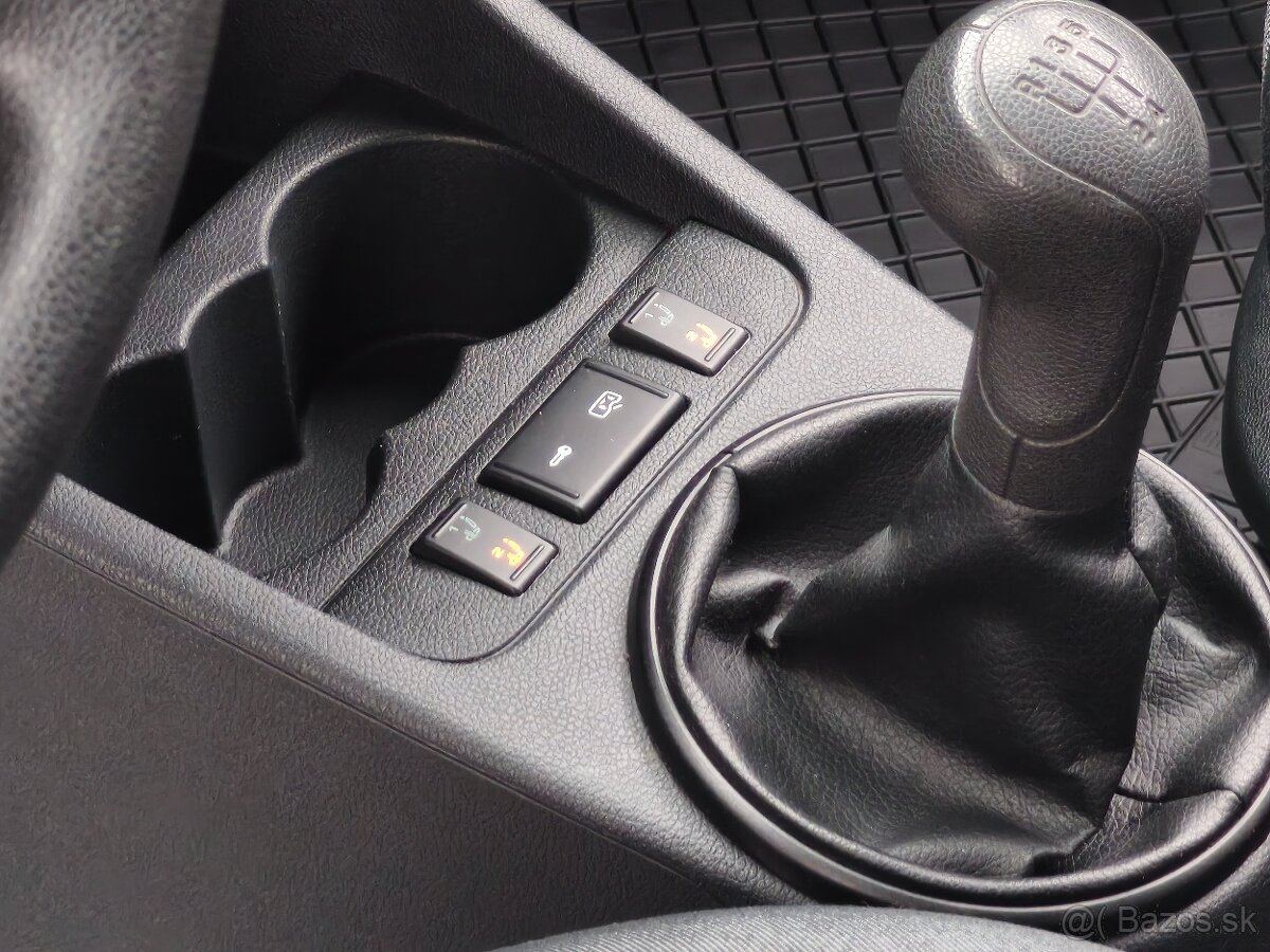 Škoda Roomster 1.2 TSI 63kW Plus Edition - 19