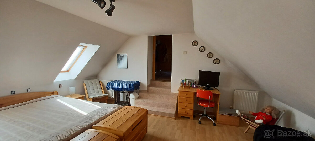 Na predaj 7. izbový dvojpodlažný rodinný dom Smolenice. - 19