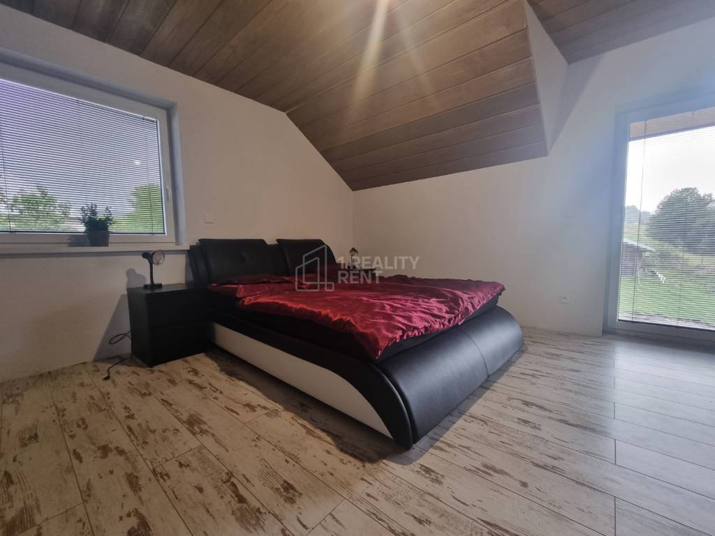 Na predaj rodinný dom v centre obce Makov - 19