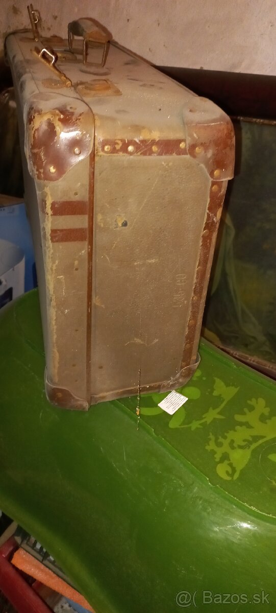 Starožitnosti. - 19