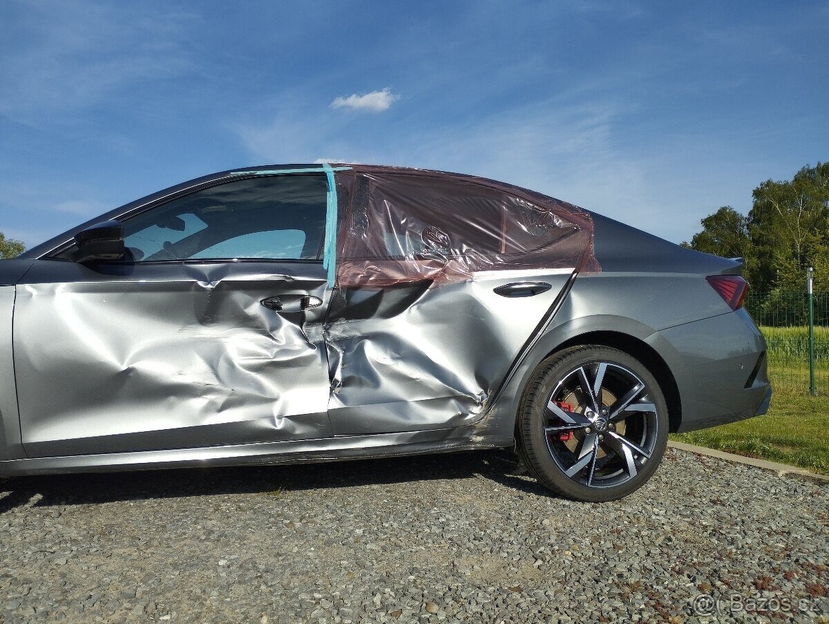 Škoda Octavia IV 1.4tsi, iV hybrid RS,MATRIX,CANTON,webasto - 19