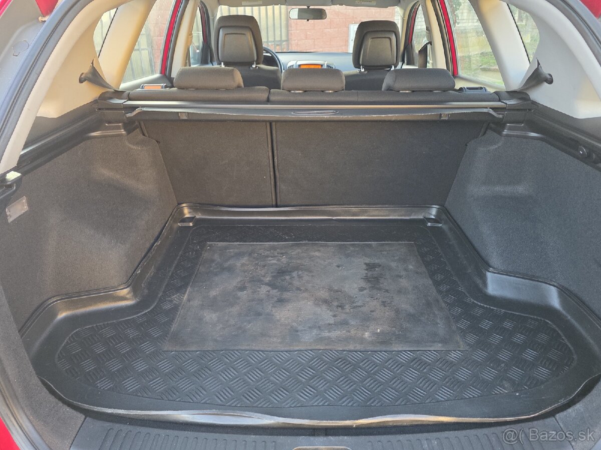 Kia Ceed SW 1.6 16V • Benzín • 85kw • Mod. 2010 - 19