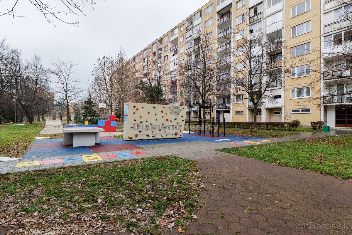 REZERVOVANÉ - TOP INVESTÍCIA - NOVÝ ŠTART - 2 izbový b - 19