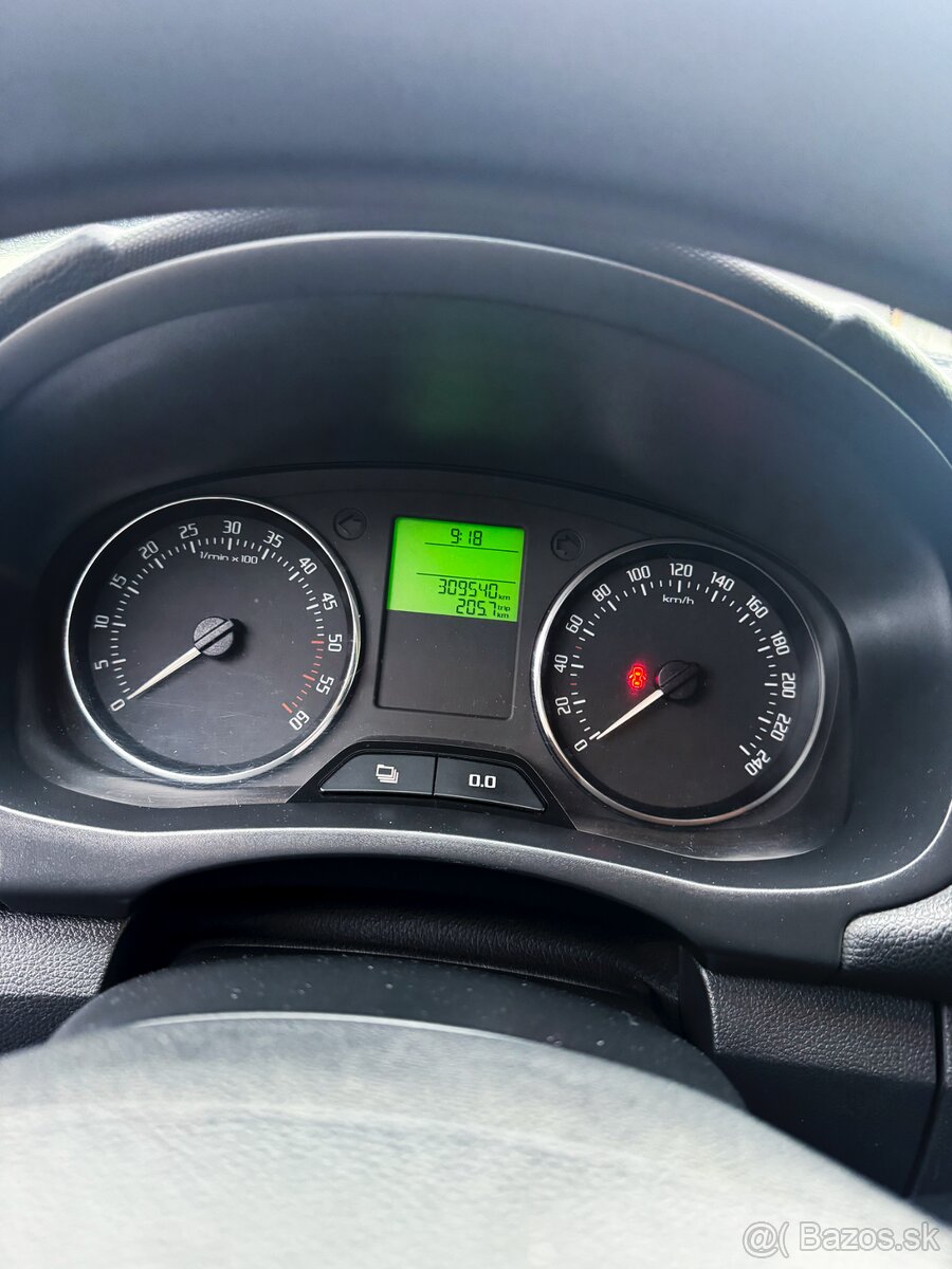 Škoda Fabia Combi 1.6TDi 55kW 2010 - 19