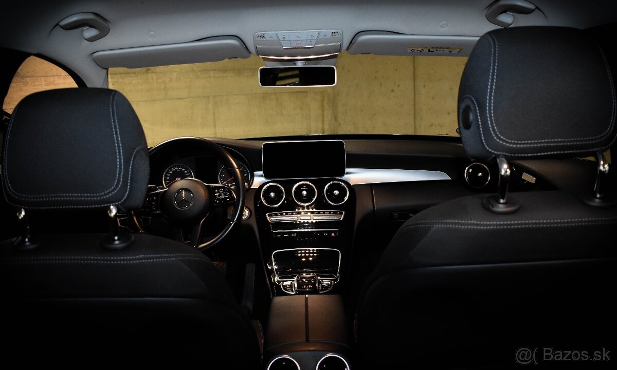 Mercedes C trieda 220 CDi Combi 143kw 9st. Automat - 19