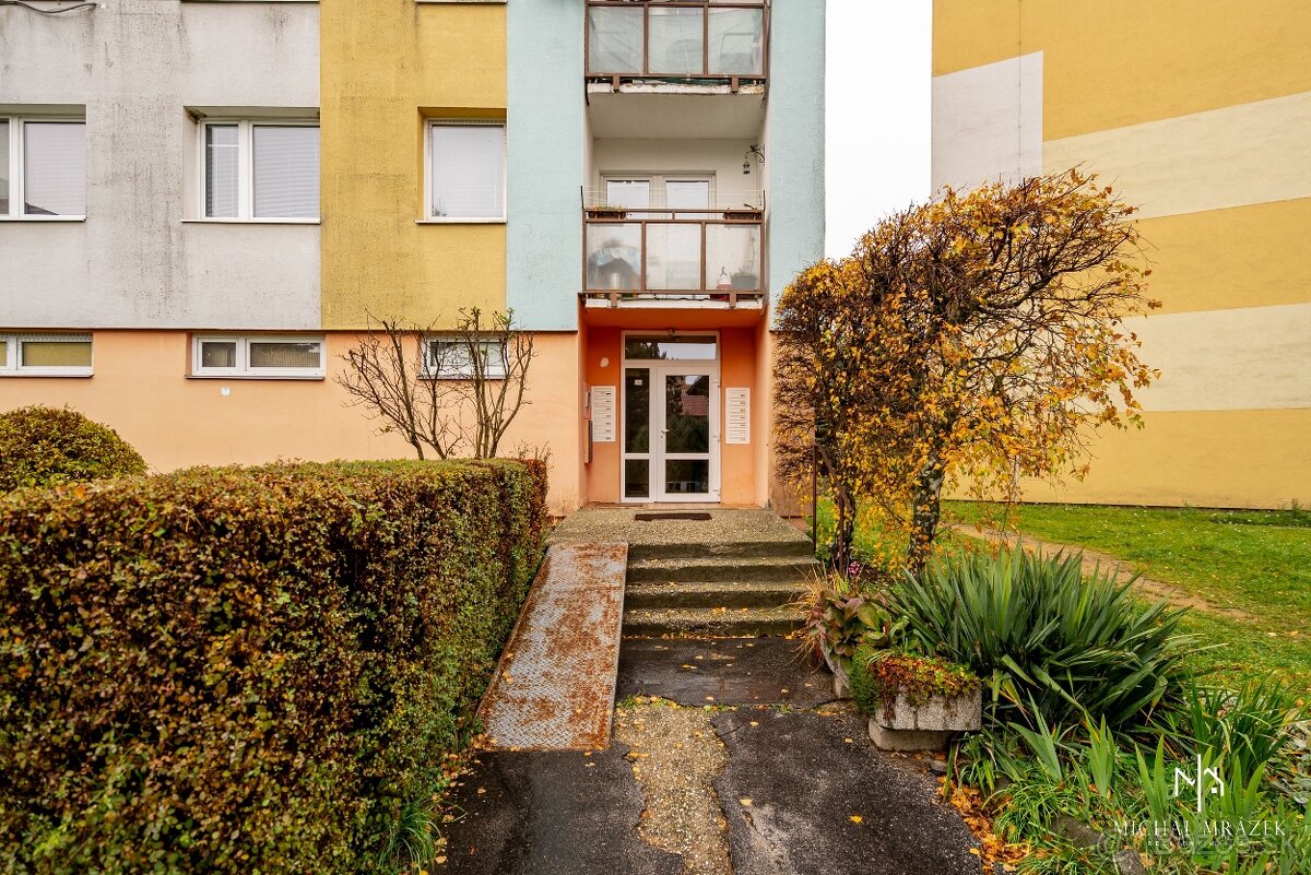 Ponúkame Vám exklizívne na predaj 4i byt po čiastočnej rekon - 19