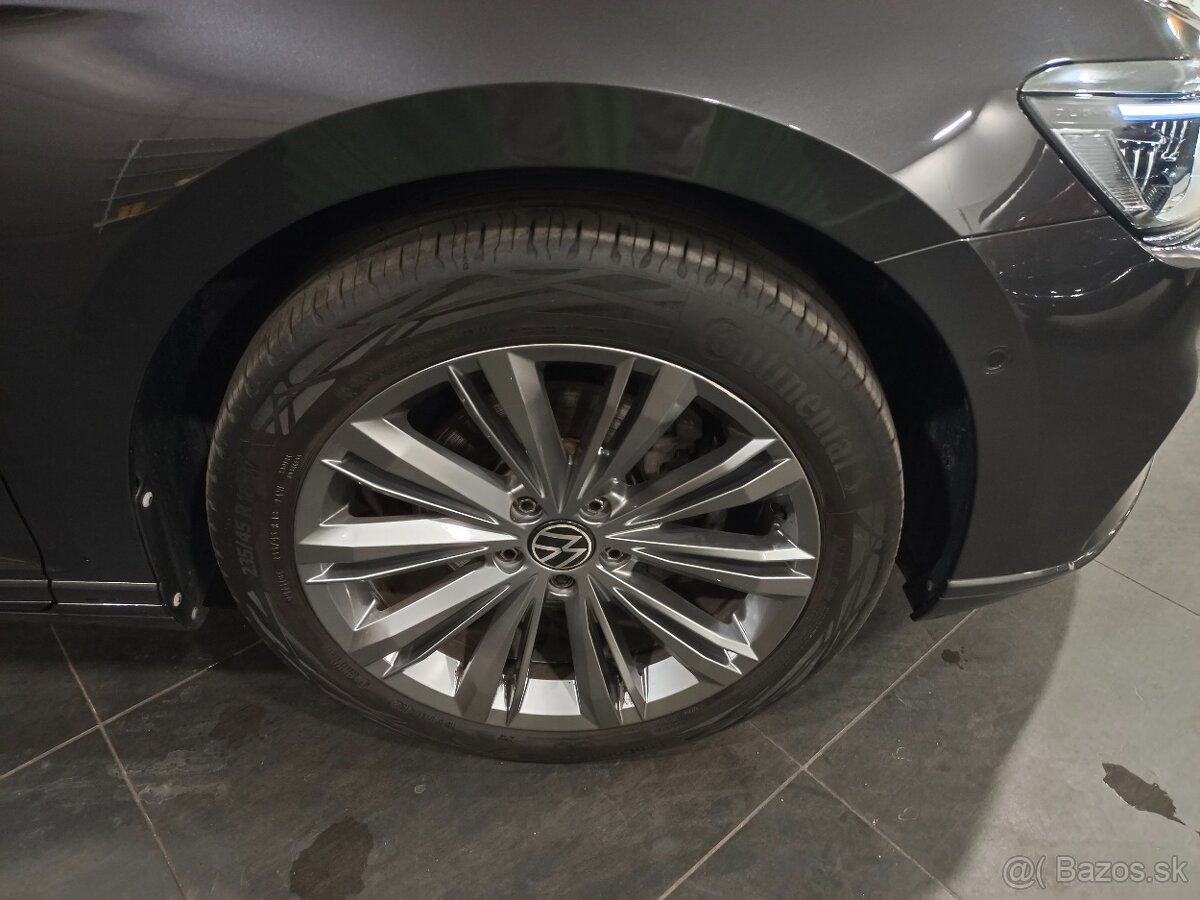 VW Passat B8 Variant 1.5TSI 110kW DSG - záruka Autodraft - 19