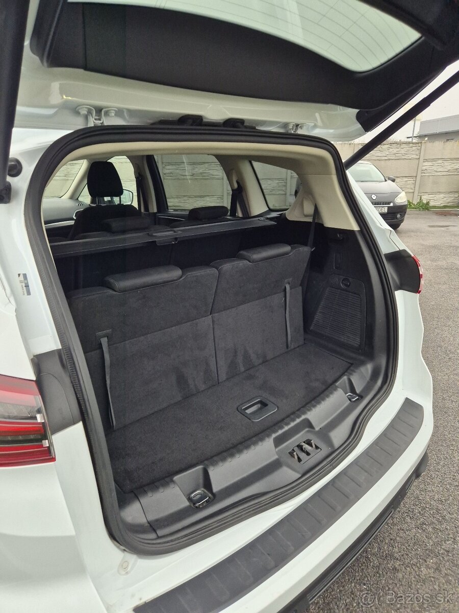 S-MAX 2,0 TDi 140kW manuál, 7 miest, webasto - 19