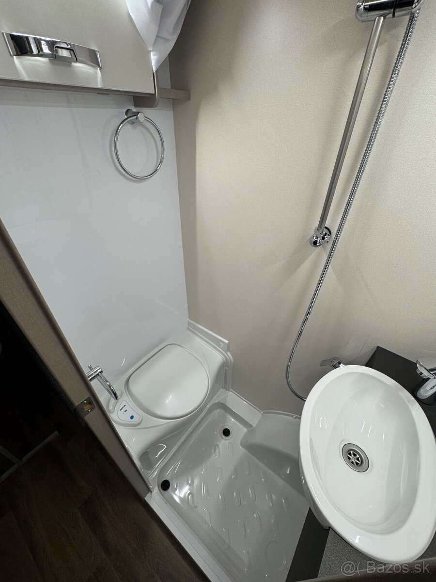 🔱 EXKLUZIVNÍ ANGLICKÝ KARAVAN SWIFT BASECAMP 6 r.v 202 - 19