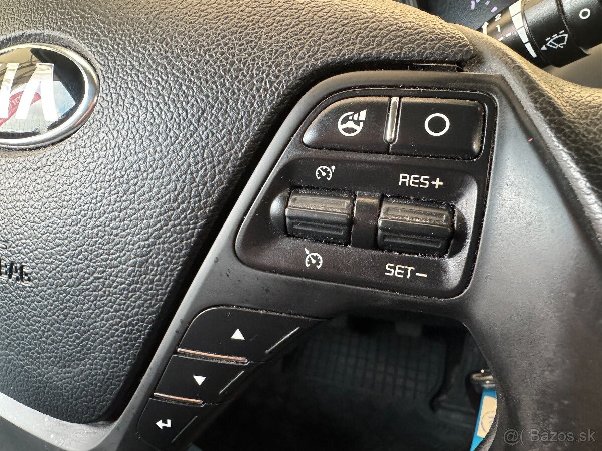 Kia Cee´d SW 1.0 CVVT - 19