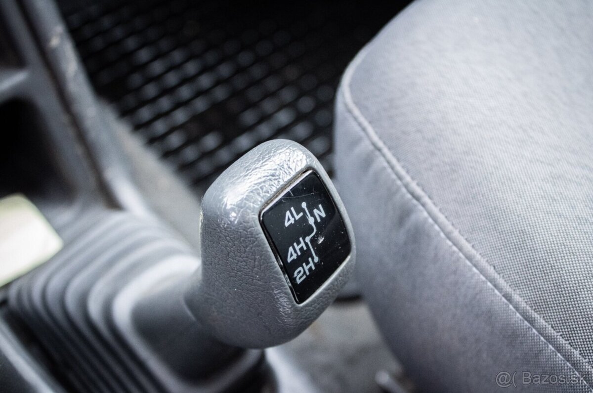 Mitshubishi Pajero 2.5 TD, 73kW - 19