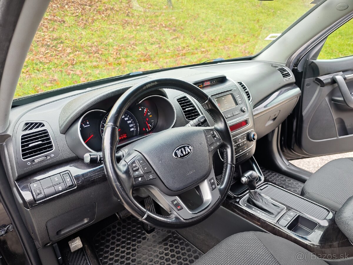 Sorento 2.2 CRDi 4WD, Slovenské, pravidelný servis, Nová STK - 19