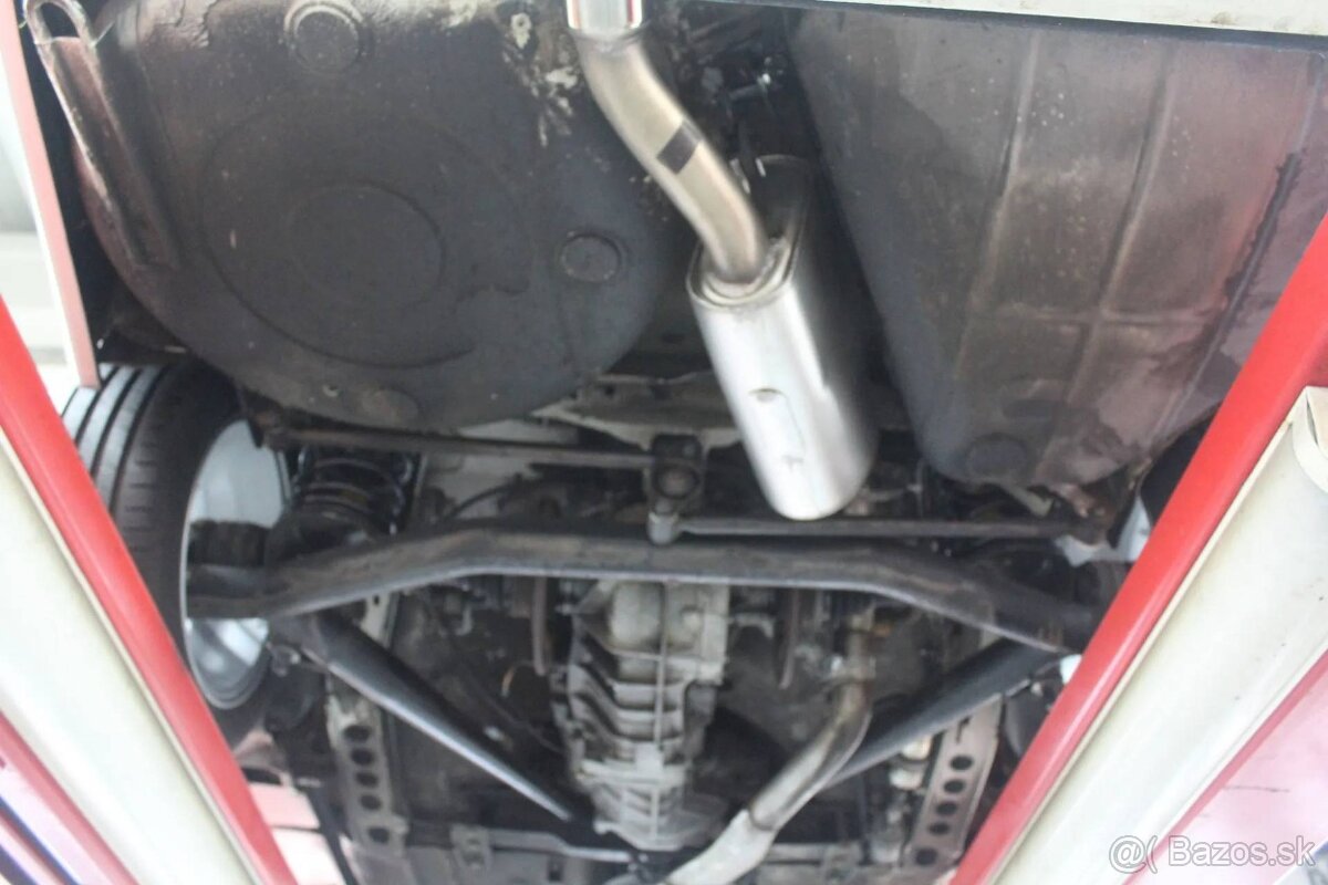 Alfa Romeo 75 2.0 Twin Spark - 19