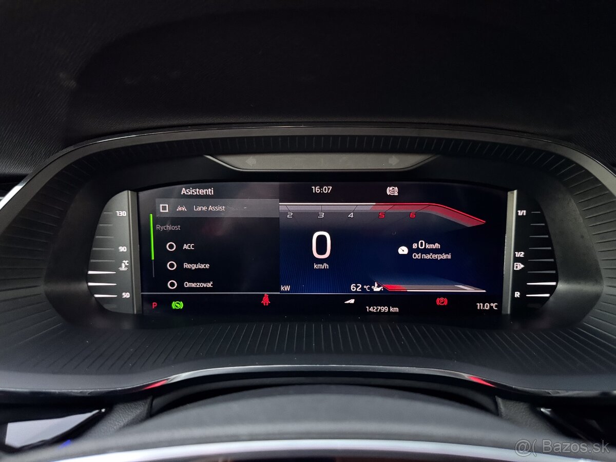 Škoda Octavia Combi 2.0 Elegance Sportline DSG A/T - 19