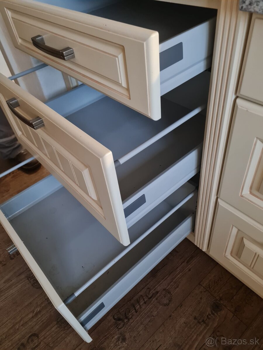 Kuchyňa so spotrebičmi - 500 cm - 19