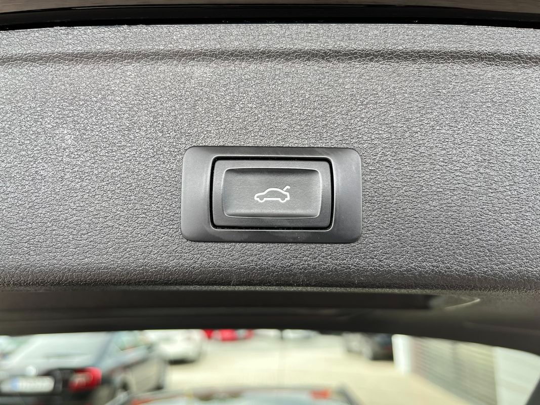 Audi A4 Avant 2.0TDi 110kW S-tronic Sport - 19