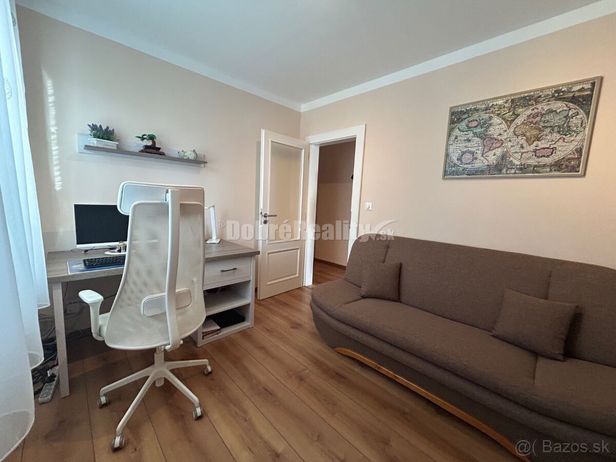 Unikátny 4 izbový rodinný dom pri jazere, kompletne zariaden - 19