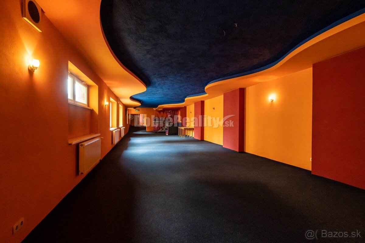 PREDAJ: Polyfunkčný objekt Sokolovňa, 1395 m2, Brezno - 19