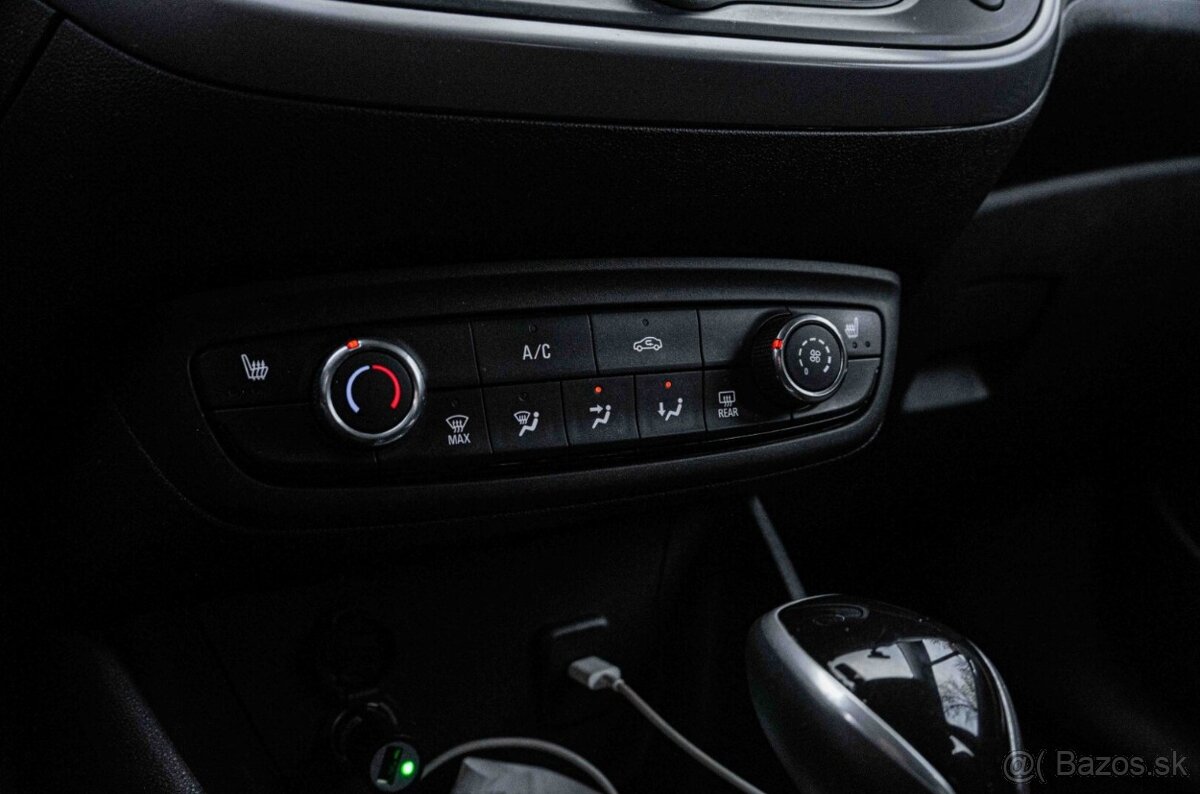 Opel Crossland X 1.2 TURBO AT6 - 19