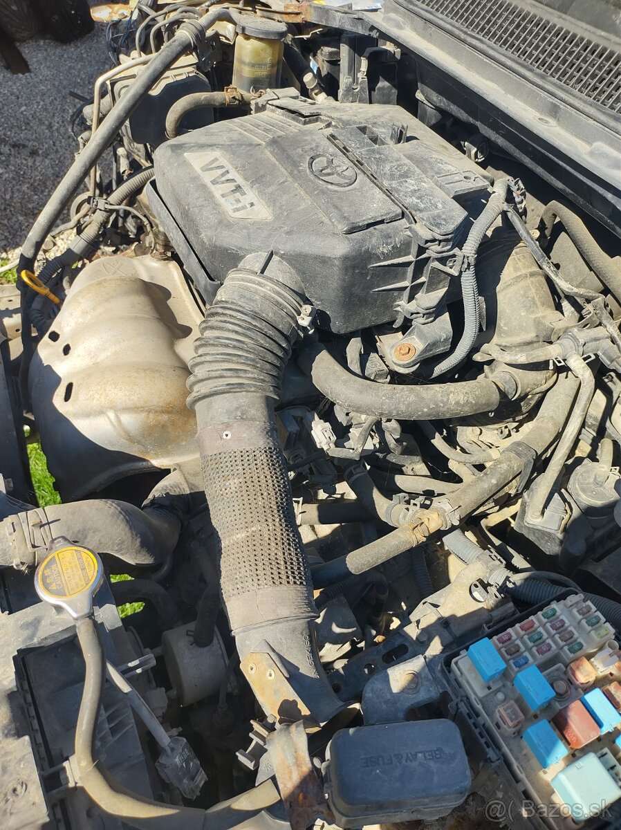 Toyota RAV4 4 benzín 110kw - 19