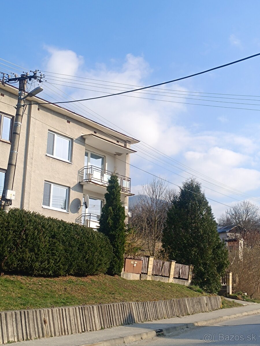 VÝHODNE Rodinný dom po rekonštrukcii Stránske Zilina - 19