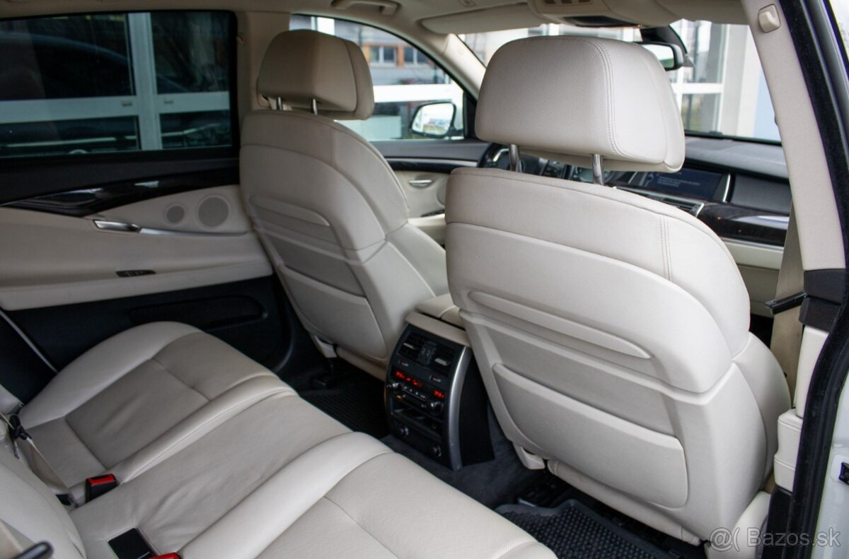 BMW RAD 5 535D XDRIVE GT - 19