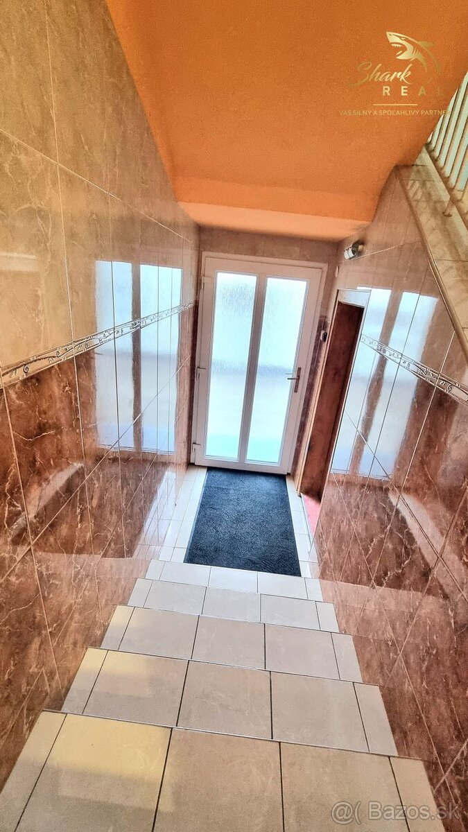 Rodinný dom s veľkým potenciálom bývania a podnikania - 19