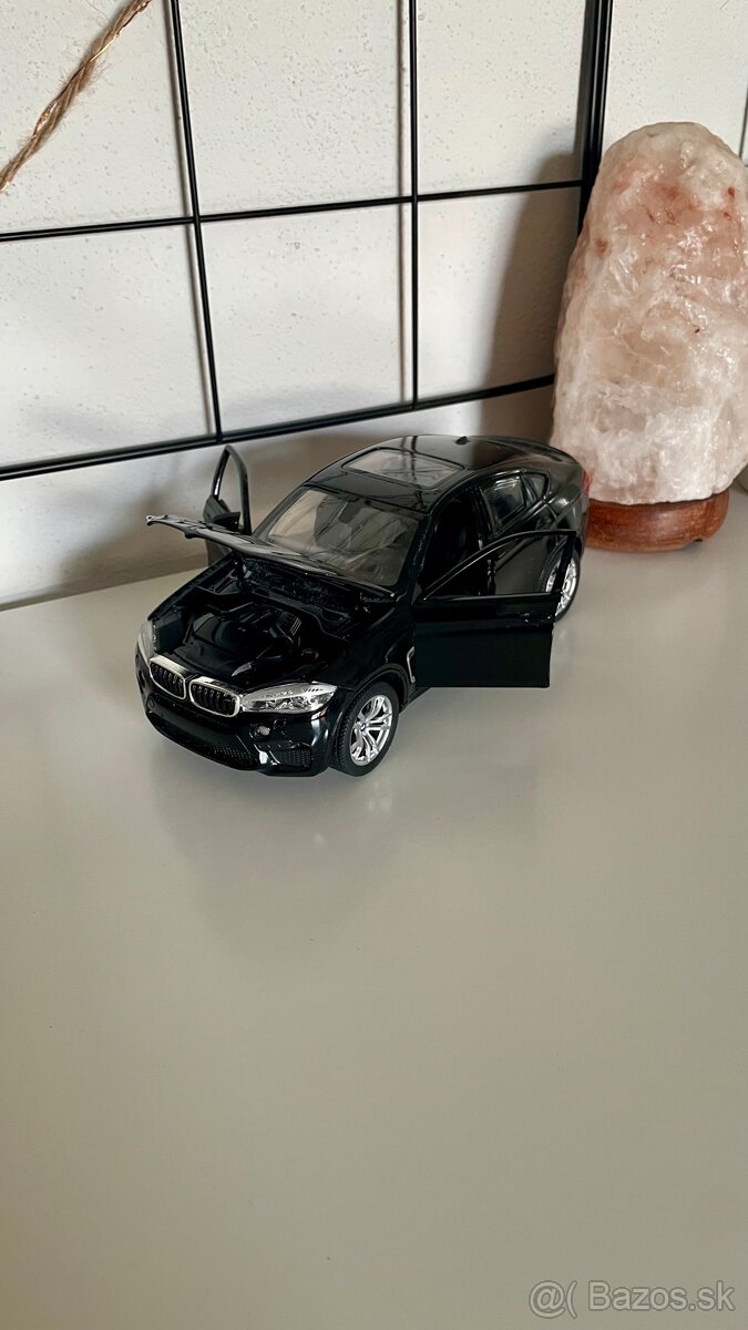 Modely 1:24 - 19