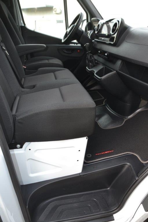 Mercedes-Benz Sprinter 317 CDi XL Facelift , výbava, TOP - 19