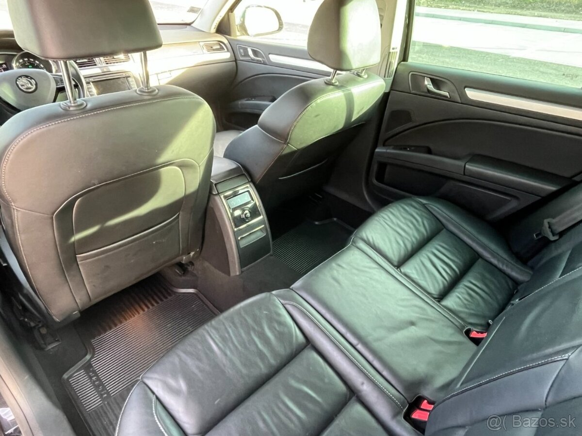 Škoda Superb 2.0 TDI DSG - 19
