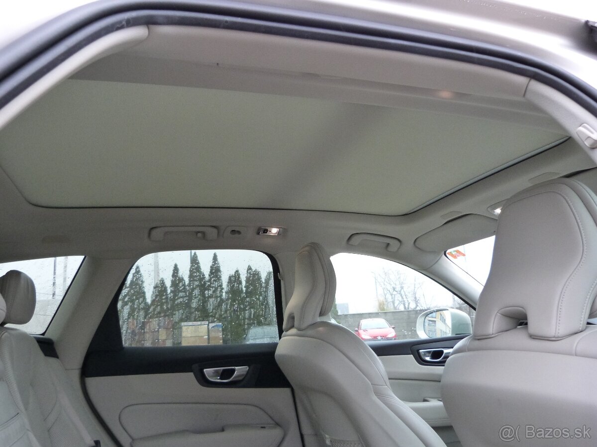 Volvo XC60 T8 Twin Engine Inscription eAWD A/T - 19