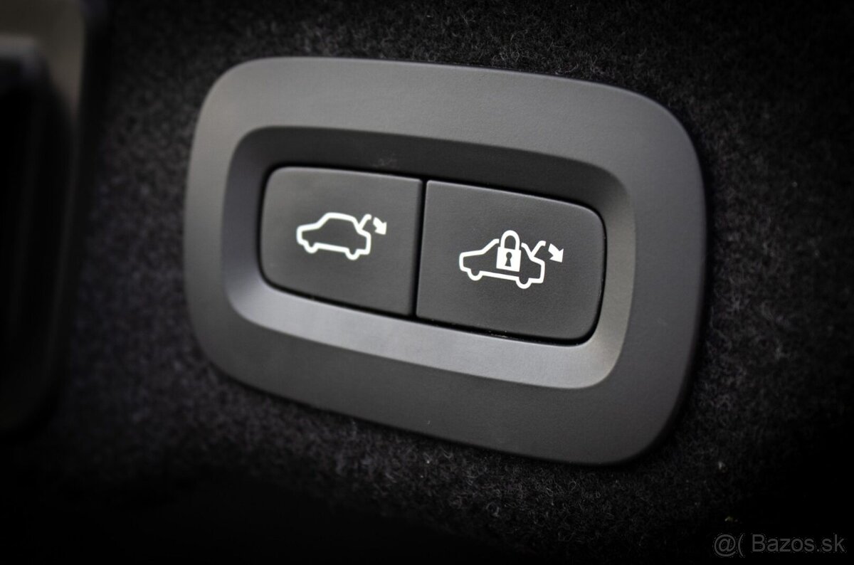 Volvo S90 D4 2.0L Drive-E Momentum A/T8 - 19