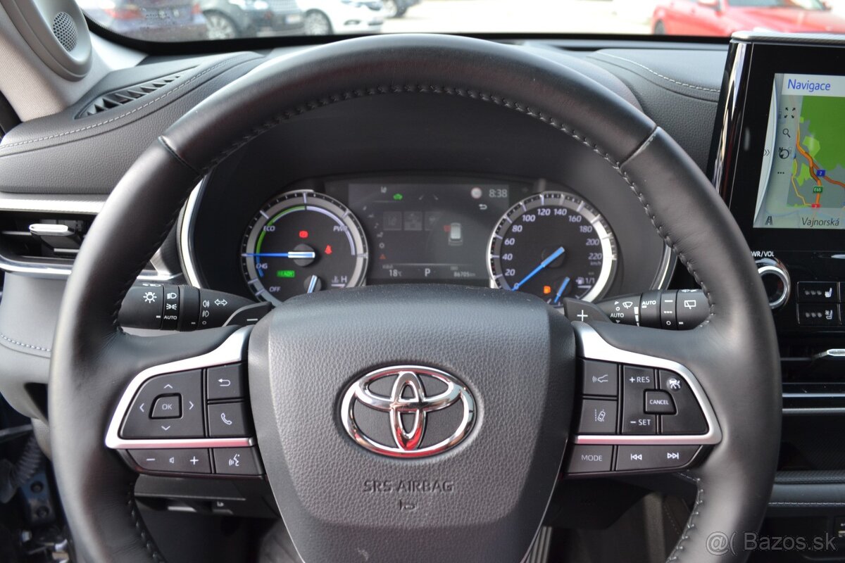Toyota Highlander 2,5 Hybrid Dynamic Force AWD E-CVT - 19