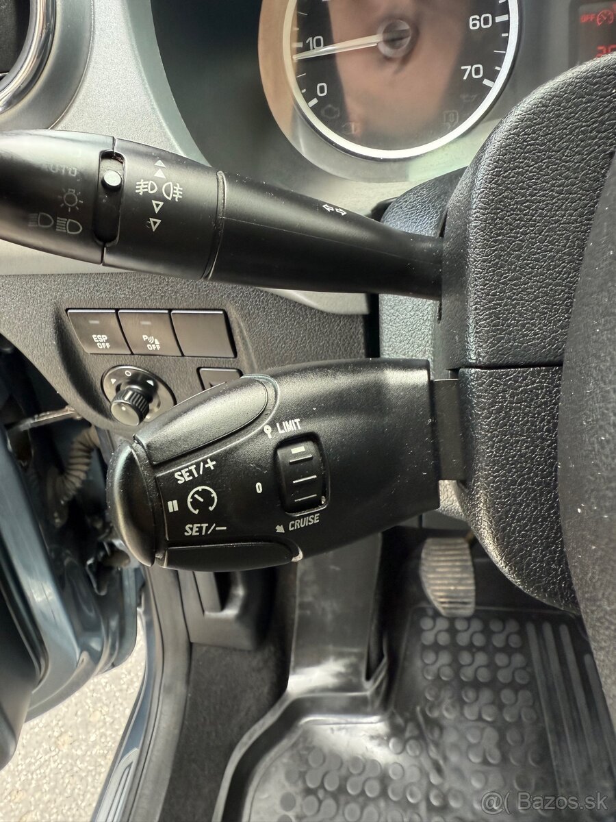 Peugeot Partner TePee 1.6 HDI 80KW Diesel - 19