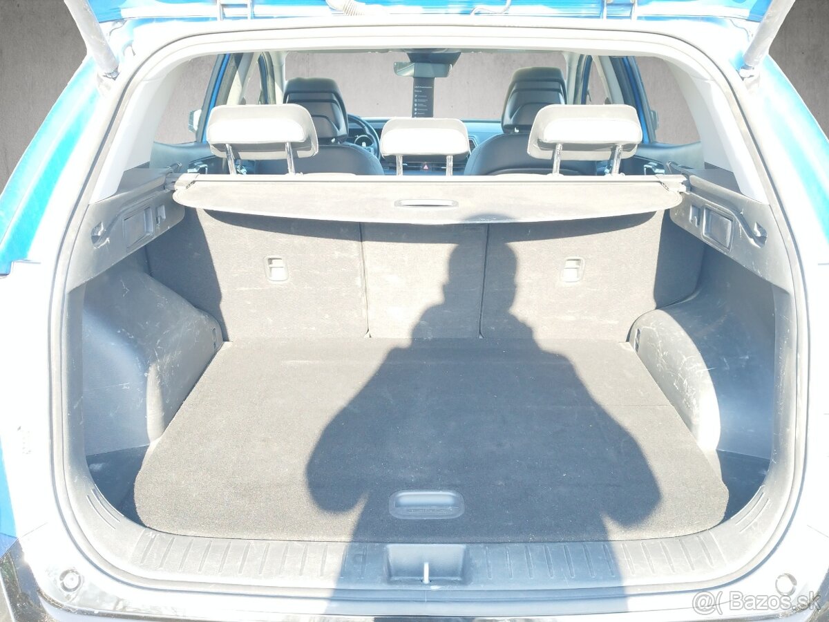 Kia Sportage 1.6 CRDi mHEV Platinum 4WD A/T - 19