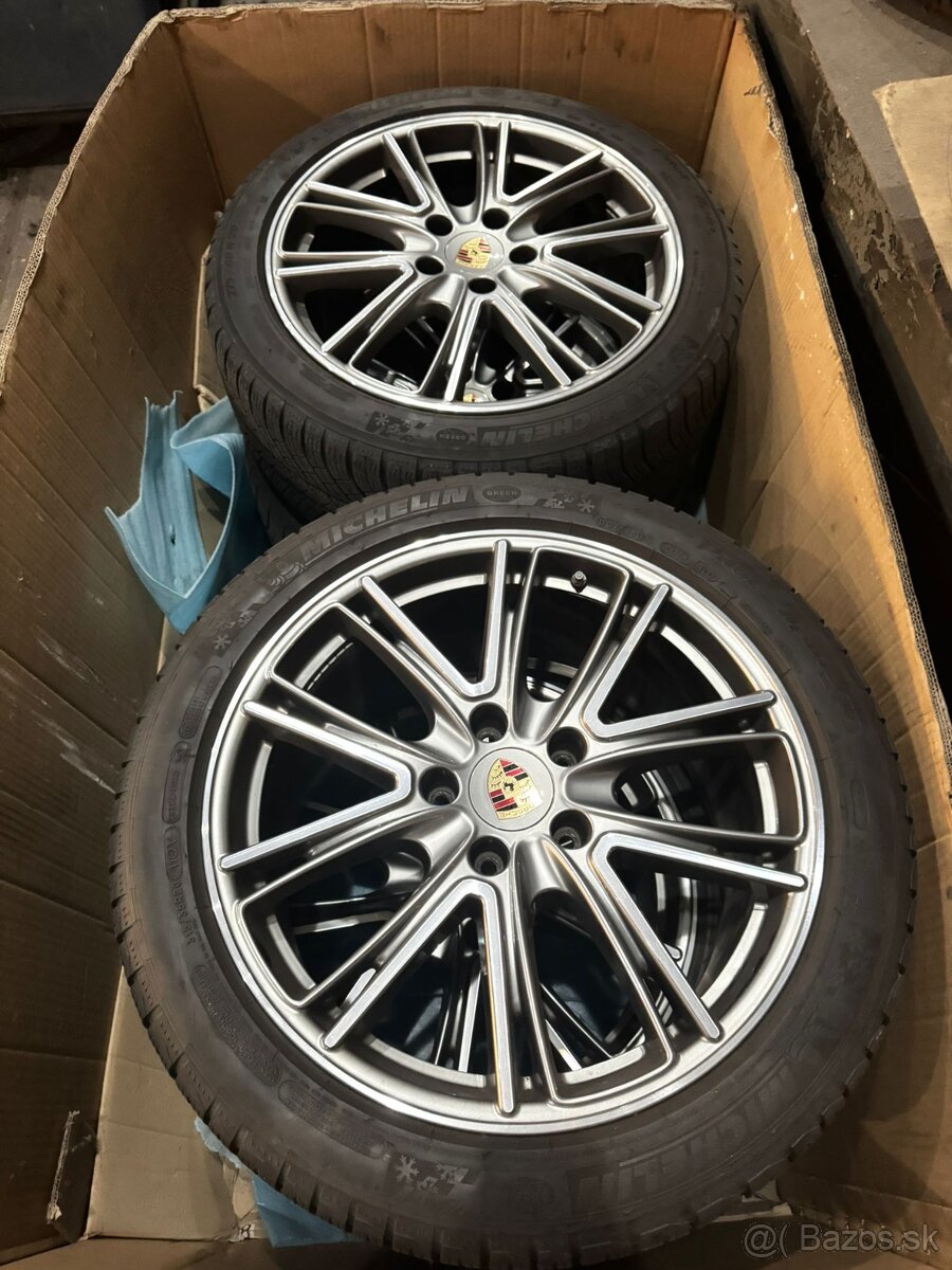 PREDÁME Porsche Panamera 4S so športovým výfukom - 19