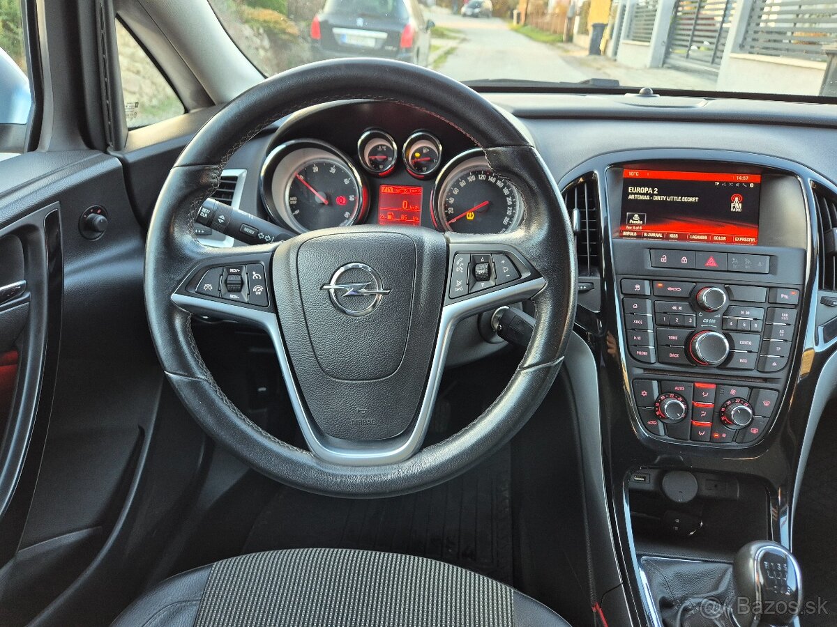 Opel Astra J ST. 124.000km - 19