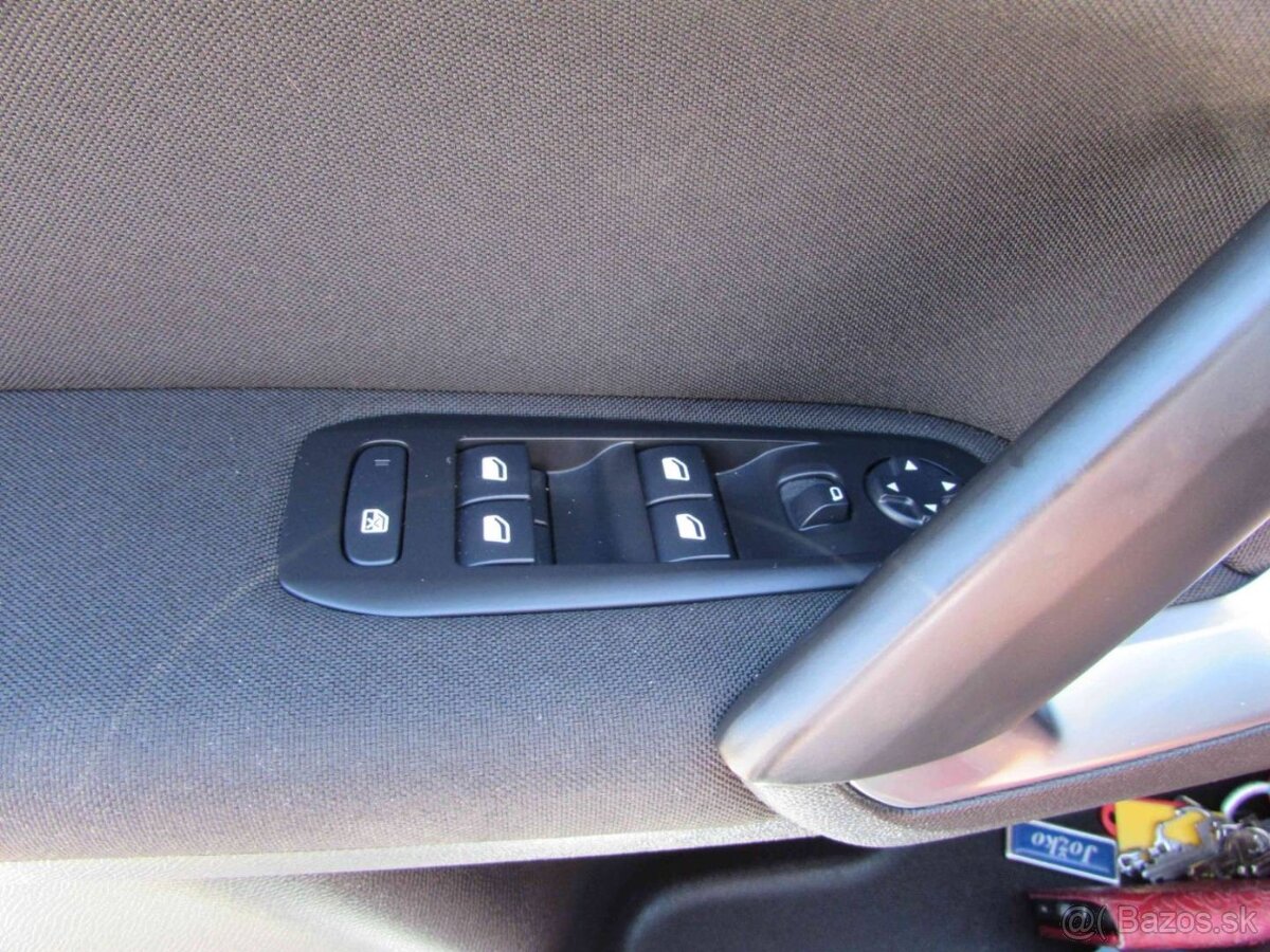 Peugeot 308 Break/SW 1.5 BlueHDi Active - splátka 175,-€ - 19