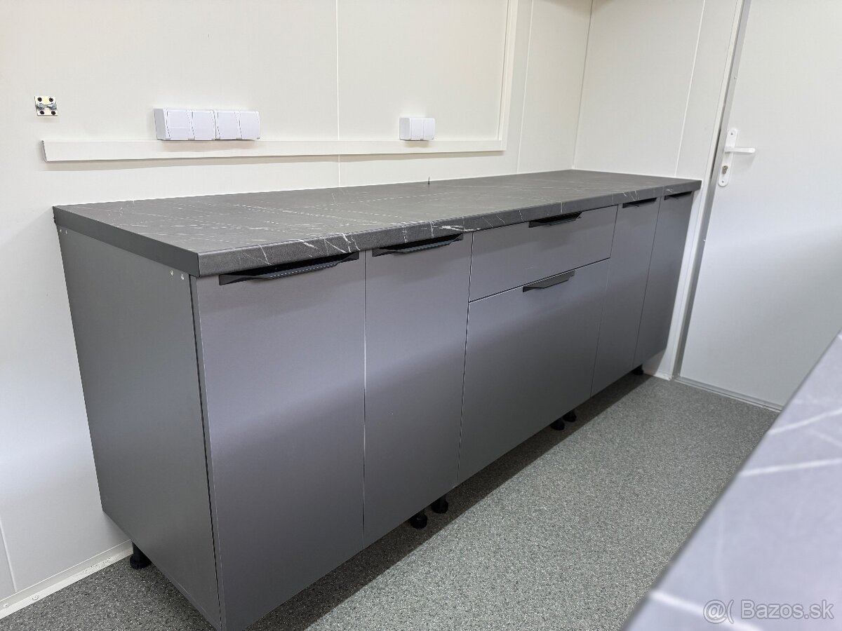 Foodtruck / gastro príves - 19