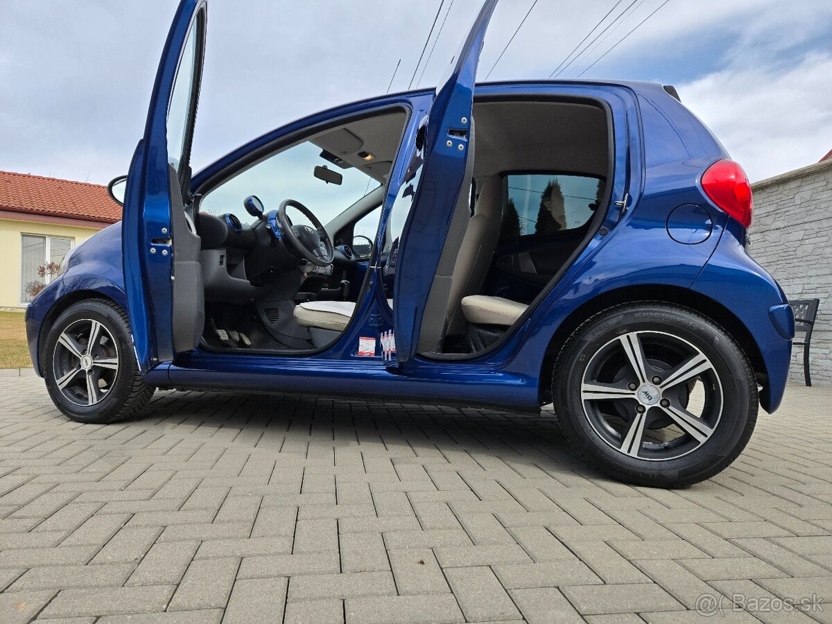 Toyota Aygo 1.0i - 19