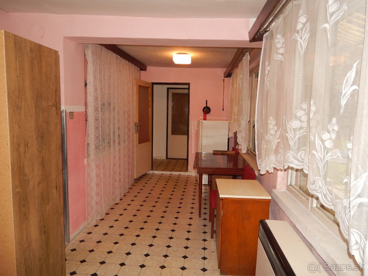 SPEKTRUM REALITY - Na Predaj rodinný dom s pozemkom 1385 m2, - 19