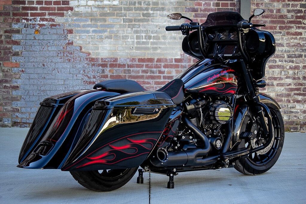 HARLEY DAVIDSON FLHXS STREET GLIDE CUSTOM SPECIAL - 19